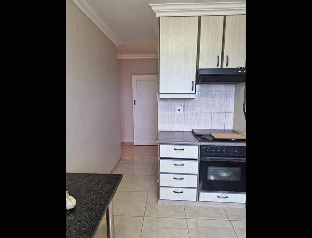 2 BEDROOM PROPERTY TO RENT IN UMHLATHUZANA